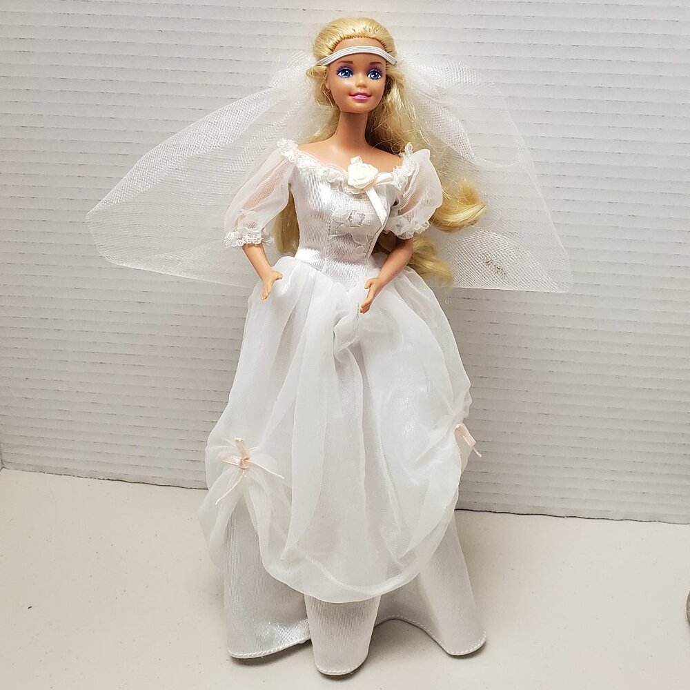 Barbie Doll In Fashion Avenue Bride Outfit 1996